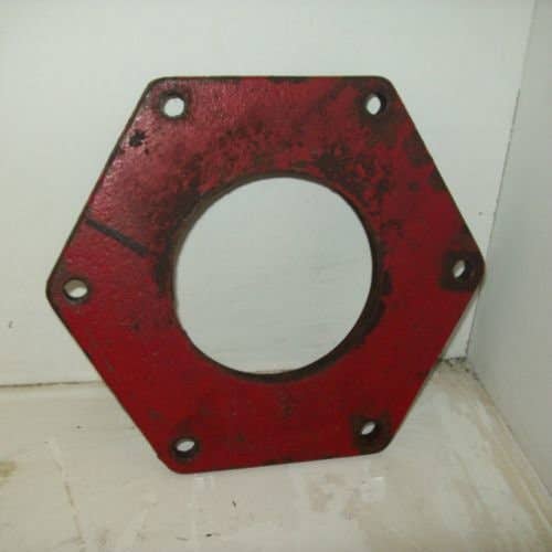 432269 | Rear Axle Carrier Cap | International | Farmall | IH 1566 1568 1586 4786 |  | 67218C1