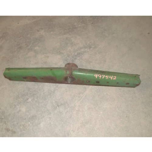 Used Rear Axle Center Housing fits John Deere 4400 3300 4400 4420 6600 6620 7700 7720 484 5200 5400 5460 7440 7445 AH75321 AH87545
