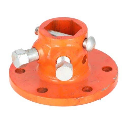157981 | Rear Axle Hub Assembly | Kubota B1550 B1550 B1750 B1750 B2150 B4200 B5100 B6000 B6100 B6200 B7100 | Yanmar YM135 YM155 YM1300 YM1301 |  | 67211-17150  | 194200-34711 | 67980-82400  | 66704-17152  | 66621-17151
