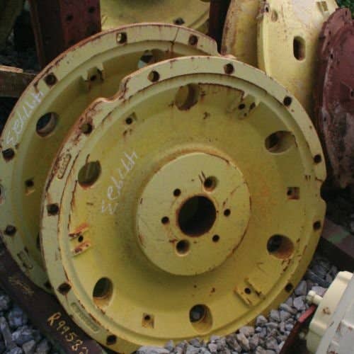 Used Rear Cast Wheel fits John Deere 4455 4555 4755 4955 R99582 Used Rear Cast Wheel fits John Deere 4455 4555 4755 4955 R99582