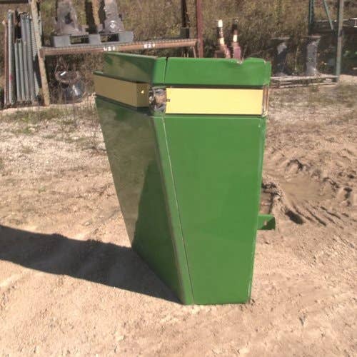 Used Rear Corner Panel - LH fits John Deere 9400 9410 9500 9510 9600 9610 AH128014 AH136162 AH156190 AH158487 Used Rear Corner Panel - LH fits John Deere 9400 9410 9500 9510 9600 9610 AH128014 AH136162 AH156190 AH158487