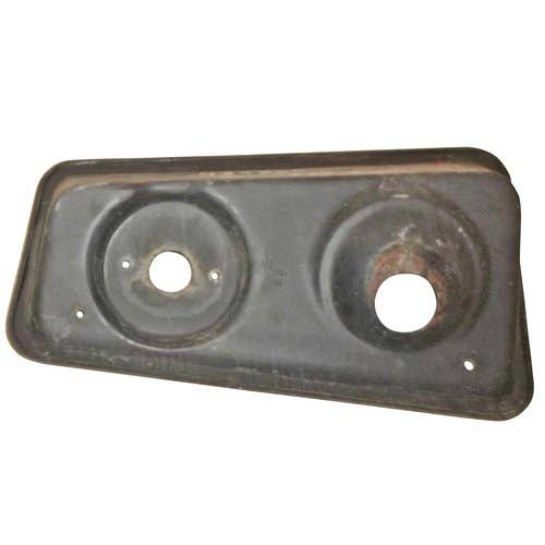 435860 | Rear Light Panel - Left Hand | International | Farmall | IH Hydro 186 786 886 986 1086 1486 1586 3088 3288 3388 3488 3588 3688 3788 5088 5288 5488 6388 6588 6788 7288 7488 |  | 111562C2 | 111562C1
