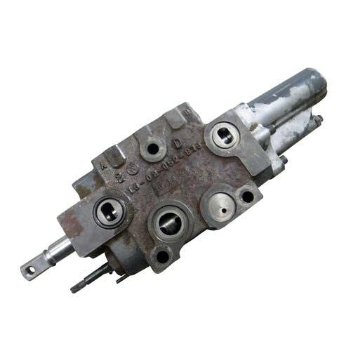 405101 | Remote Valve W/Check Valve | New Holland 8670 8770 8870 8970 |  | 9861298 | 89861298 | 718