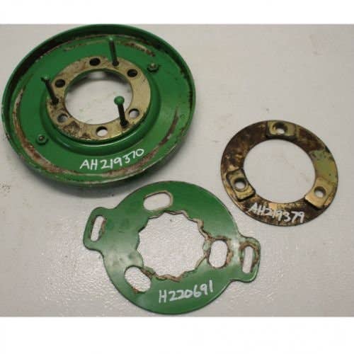 431878 | Reverser Spring Cap Assembly | John Deere S650 S660 S670 S680 S690 9660 9660 STS 9670 STS 9760 STS 9770 STS 9860 STS 9870 STS |  | AH219370 | H220691 | AH219379
