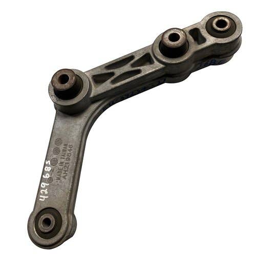 429685 | Right Hand Shaker Arm | John Deere S650 S660 S670 S680 S690 9560 STS 9570 9660 STS 9670 9750 STS 9760 STS 9770 9860 STS 9870 |  | AH219846 | AH170778 | AH146570