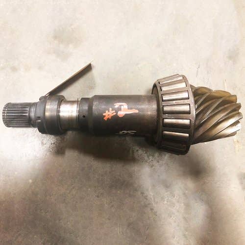 437723 | Ring Gear and Pinion Set | John Deere 8100 8110 8120 8200 8210 8220 8300 8310 8320 8400 8410 8420 8520 |  | RE220142 | RE184641  | RE54453 | R184643 | R184642 | R220143 | R119442 | R119443