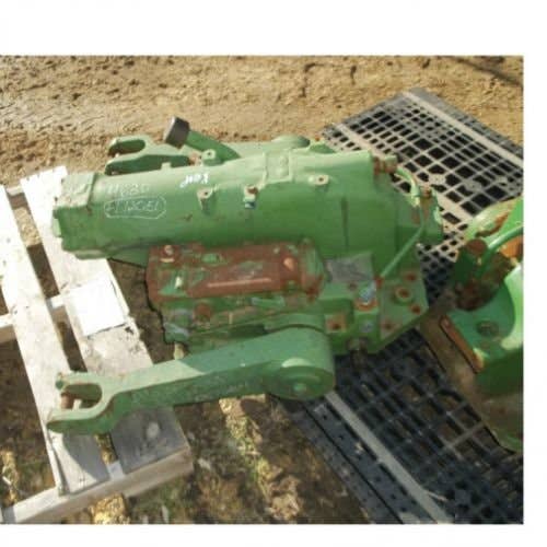498458 | Rockshaft Housing | John Deere 4630 8430 8630 |  | AR68774 | R57284 | R71982 | R76946