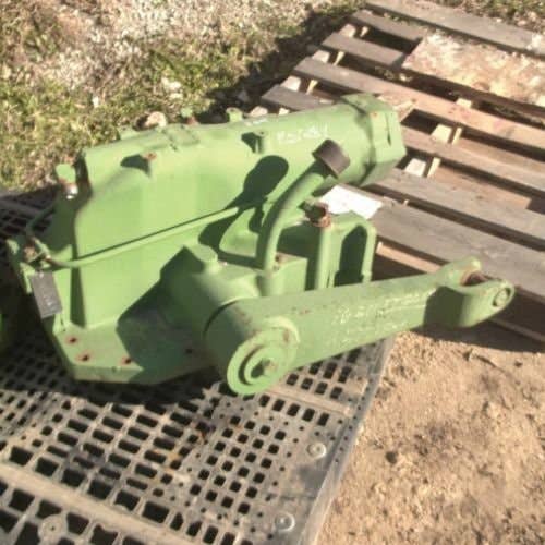 498458 | Rockshaft Housing | John Deere 4630 8430 8630 |  | AR68774 | R57284 | R71982 | R76946