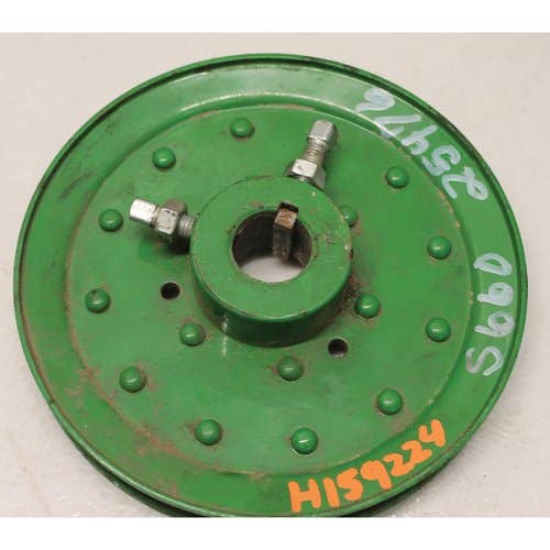 434757 | Rotary Screen Drive Pulley | John Deere CP690 CS690 CTSII S550 S650 S660 S670 S670 S670HM S680 S680HM S690 S690HM S760 S770 S780 S790 T550 T560 T660 T670 W540 W550 W650 W660 7660 7760 9450 9510 9510 SH 9550 9550 SH 9560 9560 SH |  | AH115639