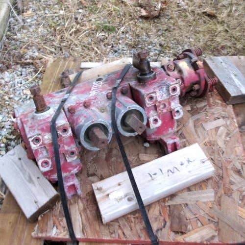 497335 | Row Unit Gearbox Assembly | Case IH 1043 1044 1054 1063 1064 1083 1084 | International | Farmall | IH 900 943 954 963 964 983 984 |  | 199500C96 | 199500C96
