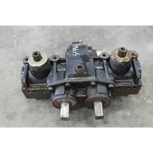 Used Row Unit Gearbox fits Case IH 3206 3208 3212 3406 3408 3412 87606697 84384868 Used Row Unit Gearbox fits Case IH 3206 3208 3212 3406 3408 3412 87606697 84384868