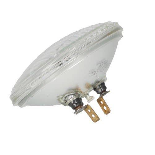 124720 | Sealed Beam Headlight Bulb - 12V | Hi Lo Beam | Case | Ford | International | Massey Ferguson | Case 780B 780B 780C |  | K915874 | K962146 | C5NN13N007A | 3072947R91 | 535505M1 | K915874 | D6NN13N007A | 81806938 | 83910047 | 70268648 | 4440X