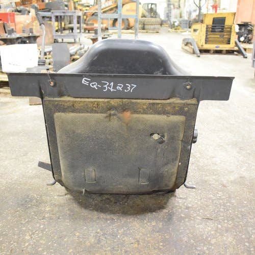434910 | Seat Assembly | New Holland L140 L150 L160 L170 LS140 LS150 LX465 LX485 LX565 LX665 LX865 LX885 LX985 |  | 87019259 | 87029353 | 87029454