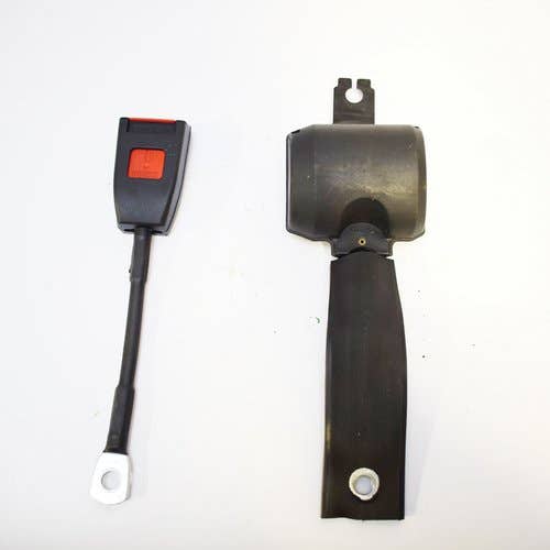 435118 | Seat Belt Assembly | JCB 3C 3CX 4CN 4CX 180T 190 190T 1110 1110T 1400B 1550B 1700B |  | 335/E0373