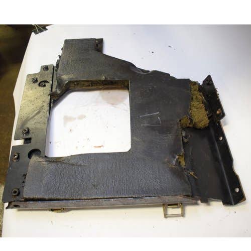 435145 | Seat Box Plate | JCB 190 190T 1110 1110T |  | 335/02140