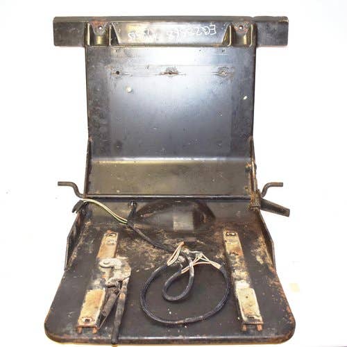 433325 | Seat Support | New Holland L565 L865 LX465 LX485 LX565 LX665 LX865 LX885 LX985 |  | 86591397 | 9822496