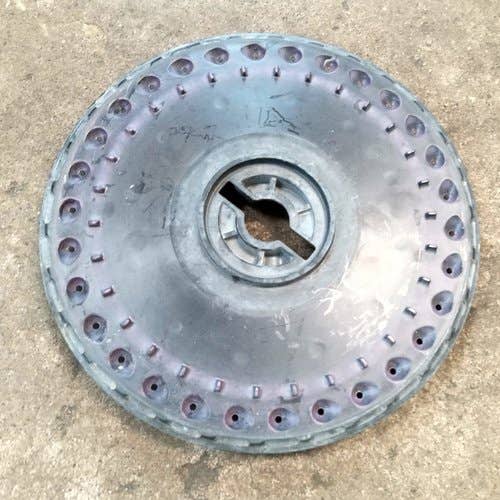 Used Seed Disc - Corn fits John Deere 1700 1710 1720 1730 1750 1760 1760NT 1765 1765NT 1770 1770NT 1775 1775NT 1780 1785 1790 1795 7200 7300 A50617