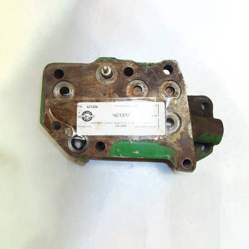 421324 | Selective Control Valve Cover Plate | John Deere 4030 4040 4230 4240 4350 4430 4440 4630 4640 4840 8430 8440 8630 8640 |  | AR73899 | R60081 | R60334