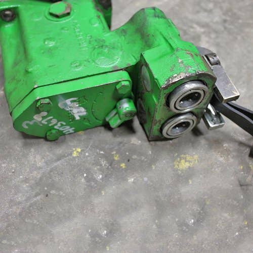 403678 | Selective Control Valve w/ ISO Couplers | John Deere 4030 4040 4230 4240 4430 4440 4630 4640 4840 8430 8440 8630 8640 |  | AR82561