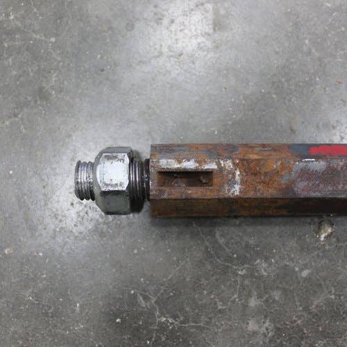 433308 | Shaker Shaft | Case IH 1640 1644 1660 1666 1670 2144 2166 |  | 1970192C1 | 1970192C2