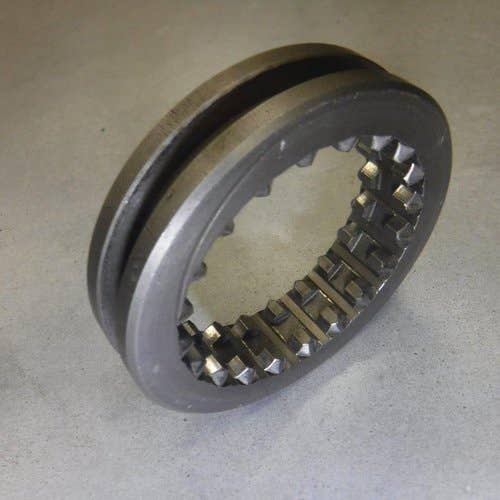 431245 | Shift Collar - Pinion Shaft | John Deere 820 920 925 930 932 935 940 942 945 952 1020 1030 1032 1042 1052 1120 1130 1133 1144 1630 1640 1641F 1830 2030 2040 2040S 2130 2140 2150 2155 2255 2350 2355 2355N 2550 2555 2750 2755 6610 6650 |  | L29283