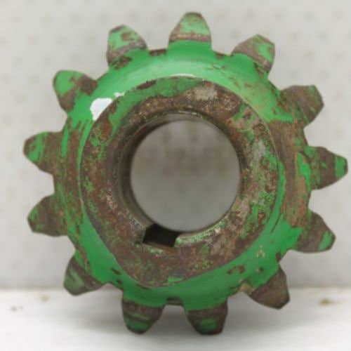 418150 | Shoe Auger Drive Gear | John Deere S660 3300 4400 4400 4420 6600 6601 6602 6620 6622 7700 7701 7720 7721 9400 9410 9450 9500 9510 9550 9560 9570 9600 9610 9650 9660 9670 9750 9760 9770 9860 9870 |  | H137215 | H75406