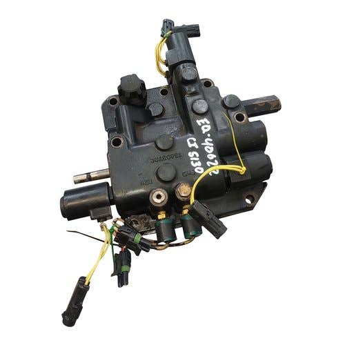 451982 | Shuttle Control Valve | Case IH 5120 5130 5140 5150 5220 5230 5240 5250 |  | 117547A3 | 1346372C1