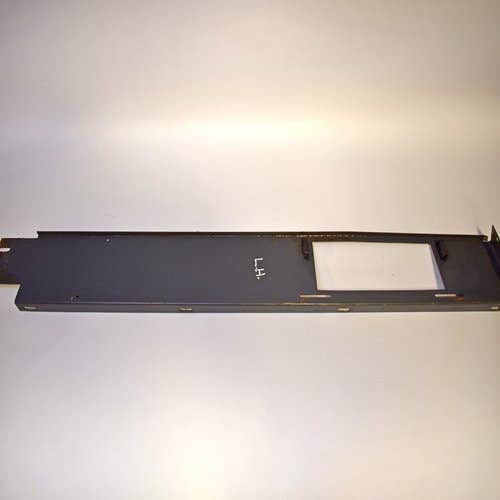 Used Side Panel LH fits Case 1845C D127400 H437936 Used Side Panel LH fits Case 1845C D127400 H437936