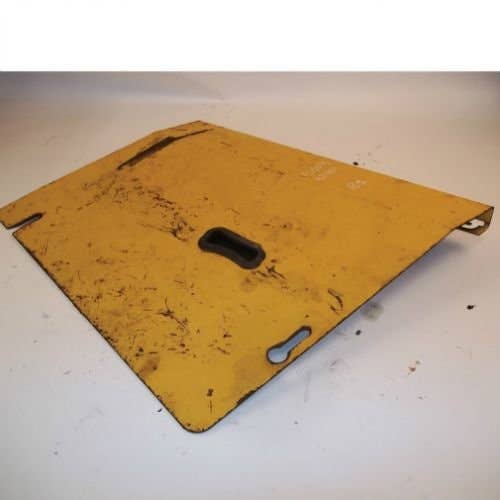 431764 | Side Panel | RH | John Deere 4475 5575 |  | MG86507712