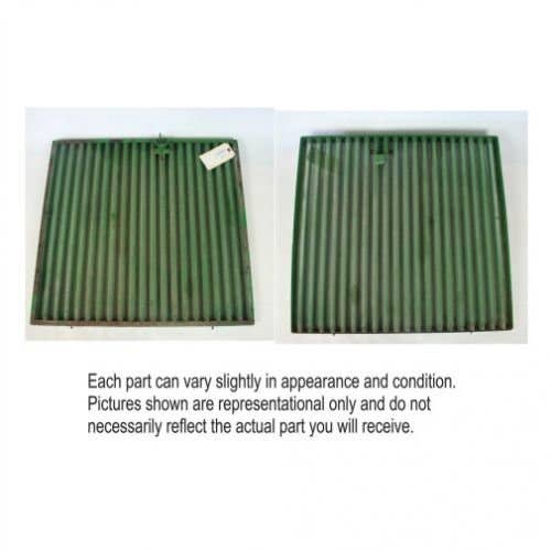 Used Side Screen fits John Deere 4050 4055 4250 4255 4450 4455 RE12764 Used Side Screen fits John Deere 4050 4055 4250 4255 4450 4455 RE12764