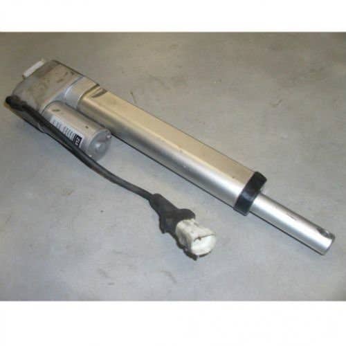 430904 | Sieve Adjusting Actuator | Case IH 7120 7230 7240 8120 8230 8240 9120 9230 9240 | New Holland CR9040 CR9060 CR9070 CR9080 |  | 84208481 | 87711042 | 47421232
