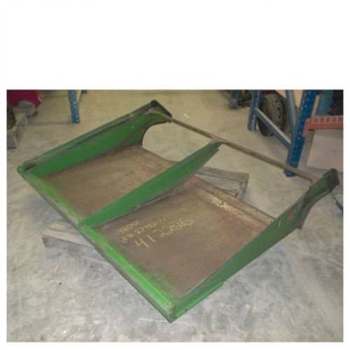 Used Sieve Shoe Frame fits John Deere 9600 9610 9650 9660 AH149702 Used Sieve Shoe Frame fits John Deere 9600 9610 9650 9660 AH149702