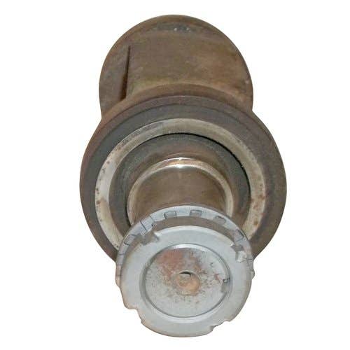 444735 | Spindle Roller | John Deere 8100T 8110T 8120T 8200T 8210T 8220T 8300T 8310T 8320T 8400T 8410T 8420T 8520T |  |  R153984