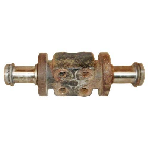 444735 | Spindle Roller | John Deere 8100T 8110T 8120T 8200T 8210T 8220T 8300T 8310T 8320T 8400T 8410T 8420T 8520T |  |  R153984