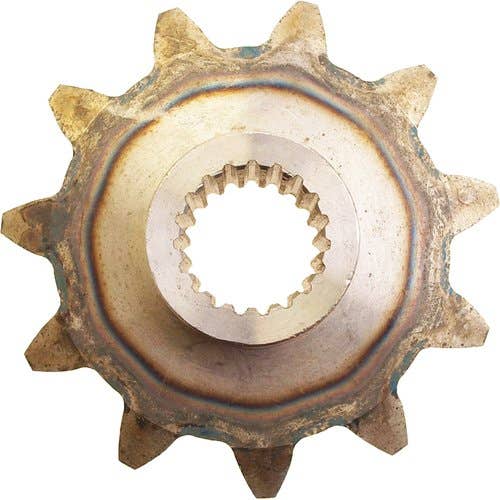 151960 | Sprocket - Gathering Chain Drive | Right Hand | John Deere 453A 454A 653A 654A 655A 853A 854A 1253A |  | AH101339