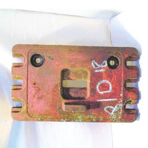Used Stack Weight fits Case 430 470 530 570 730 730CK 830 830CK 930CK 1030CK 430 530 A33260 A33259 A32365 Used Stack Weight fits Case 430 470 530 570 730 730CK 830 830CK 930CK 1030CK 430 530 A33260 A33259 A32365