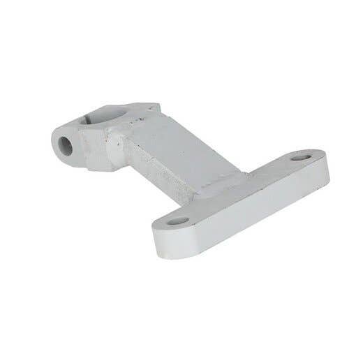 105235 | Steering Arm | Oliver 1550 1555 1600 1650 1655 1750 1755 1800 1850 1855 | White 2-62 |  | 107010A