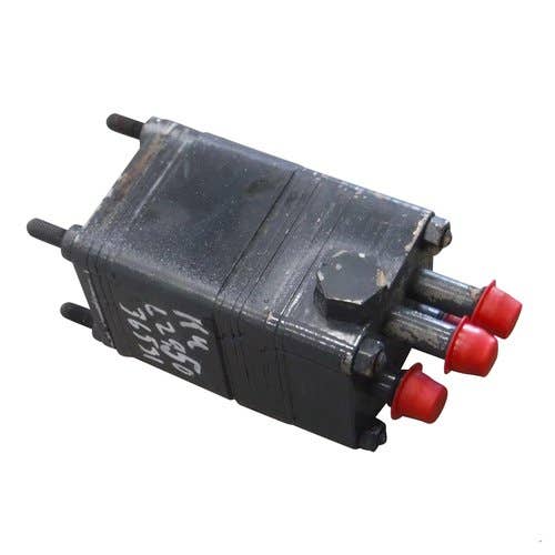 445600 | Steering Controller | Kubota L2650 L2950 L3450 L3650 |  | 35080-40500