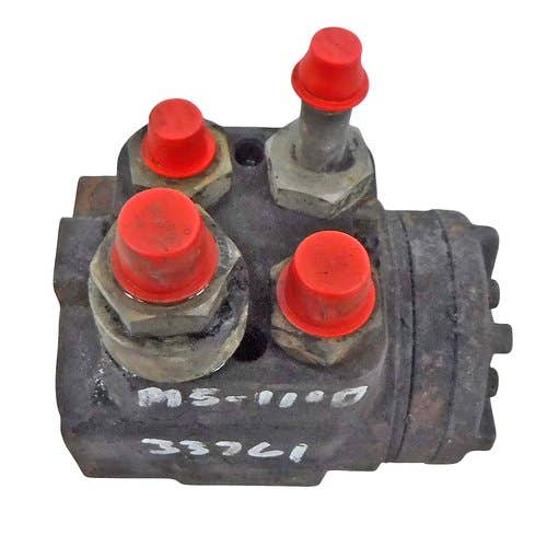 Used Steering Valve Hand Pump Controller fits Kubota M5-091 M5-111 M5L-111 M8540 M8560 M9540 M9960 3C654-63070 3C651-63070 3C081-63072 3C081-63070 Used Steering Valve Hand Pump Controller fits Kubota M5-091 M5-111 M5L-111 M8540 M8560 M9540 M9960 3C654-63070 3C651-63070 3C081-63072 3C081-63070