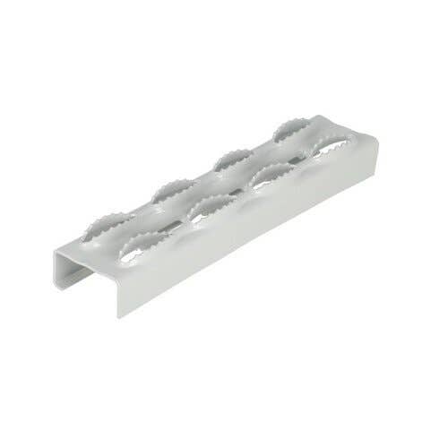 169011 | Step Tread Plate | Case 585 885 995 | Case IH 3220 3230 4210 4230 4240 |  | 82972C | 82973C | 82973C | 82972C