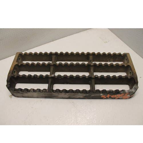 432216 | Step | Case IH Steiger 335 Steiger 500 STX500 |  | 47488965 | 87542875