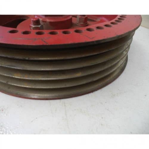 430878 | Straw Chopper Drive Pulley | Case IH 2377 2388 2577 2588 |  | 364320A2 | 393639A1