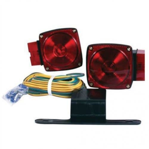 157069 | Submersible Incandescent Light Kit - Trailers Under 80" |