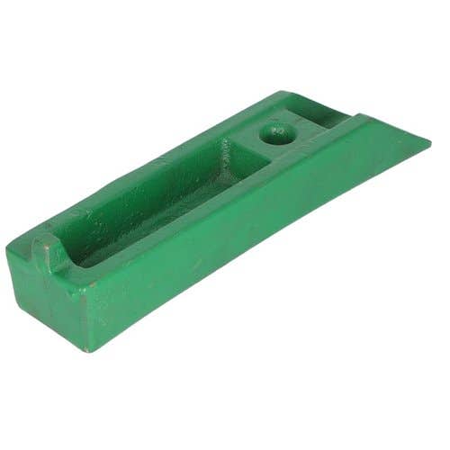 121474 | Sway Block - Right Hand | John Deere 6100 6110 6120 6130 6200 6210 6220 6230 6300 6310 6320 6330 6400 6405 6410 6410 6420 6430 6500 6500 6510 6520 6530 6600 6610 6620 6630 7130 7220 7230 7320 |  | L100866 | L77500