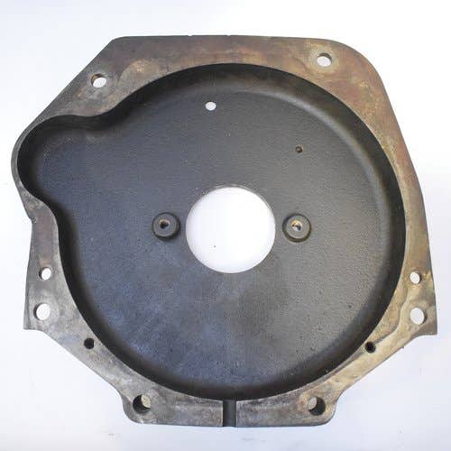 435077 | Tandem Pump Mount Housing | John Deere 240 250 260 3029T 4045 |  | KV22932 | KV22939