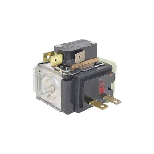 148197 | Thermostatic Switch | International | Farmall | IH Hydro 100 766 966 1066 1466 1468 1566 1568 4166 4186 4366 4568 |  | 70500C2