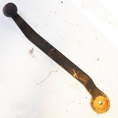 Used Throttle Control Lever fits New Holland L218 L220 87712373 fits Case 420CT 440CT 410 420 430 440 SR175 SV185 87712373