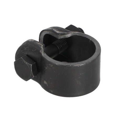 104889 | Tie Rod Clamp | John Deere 4040 4240 4425 4440 4640 4840 4850 4955 4960 6602 6620 6622 7450 7455 7630 7720 7720 7730 7820 7830 7930 8100 8110 8120 8130 8200 8210 8220 8300 8310 8400 8410 8820 9935 9960 9965 9970 9976 |  | R66307