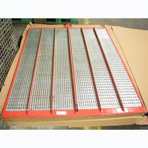 437033 | Top Chaffer Sieve | Adjustable | Short Finger | Case IH 1680 1682 1688 2188 2377 2388 2577 2588 5088 5130 5140 6088 6130 6140 7088 7130 7140 |  | 1322673C6 | 1322673C1 | 1322673C2 | 1322673C3 | 1322673C4 | 1322673C5 | 87710709