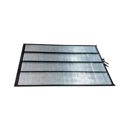 133827 | Top Chaffer Sieve | Case IH 1640 1644 1660 1666 2144 2166 2344 2366 |  | 84321193 | 1957314C7